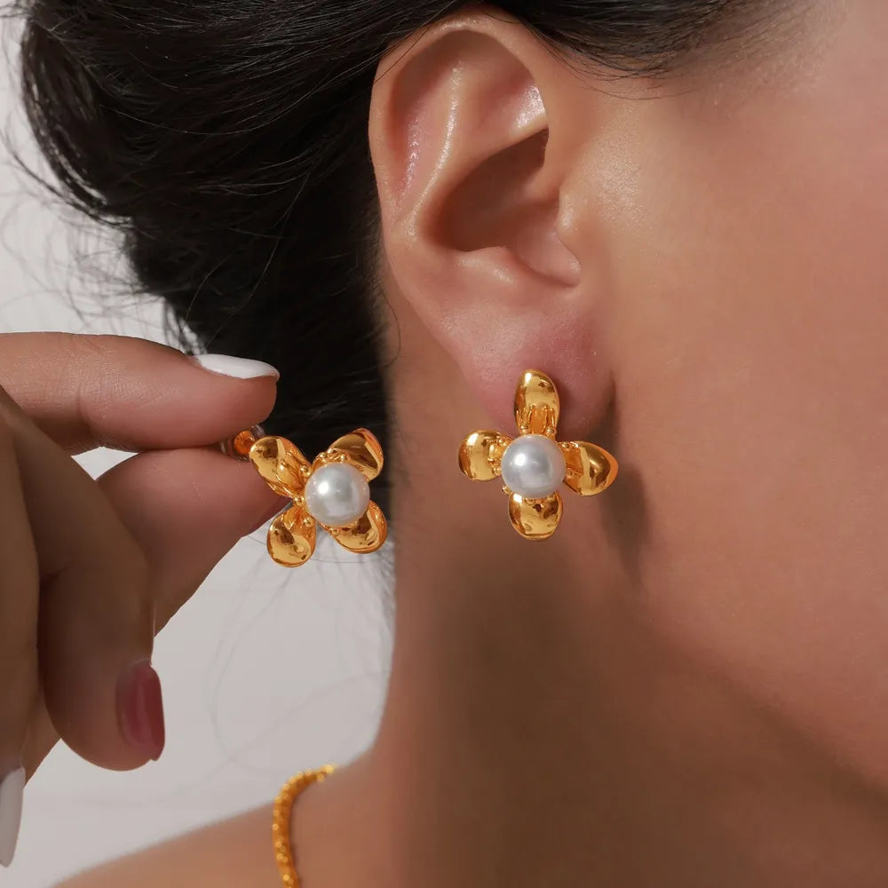 Boucles d'Oreilles Fleur Perle Acier Titane | Boutique84