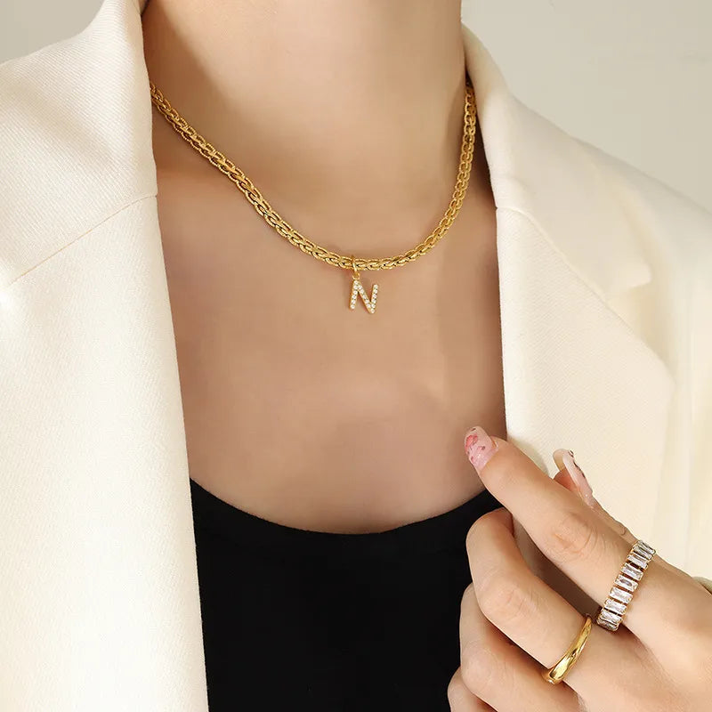 Collier Initiale Lettre Zircon Plaqué Or 18K (K-P) | Boutique84