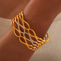 Fashion metal titanium steel bracelet with female geometric design and diamond studded spring buckle bracelet
