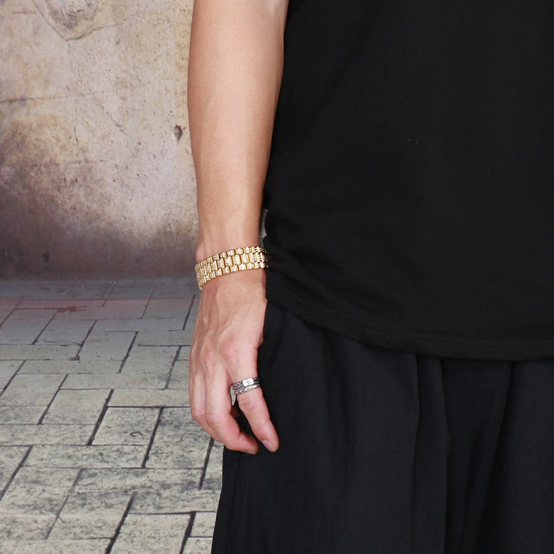 European and American personalized creative HipHop tank diamond set men's hip hop titanium steel bracelet