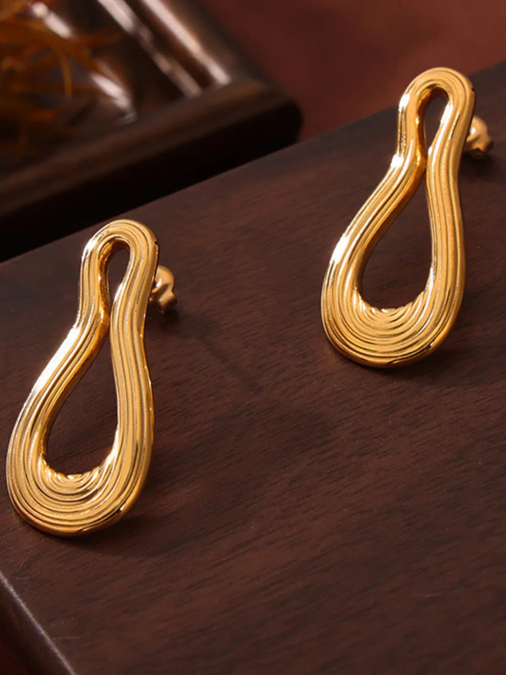 Boucles d'Oreilles Géométriques Acier Titane Or 18K | Boutique84