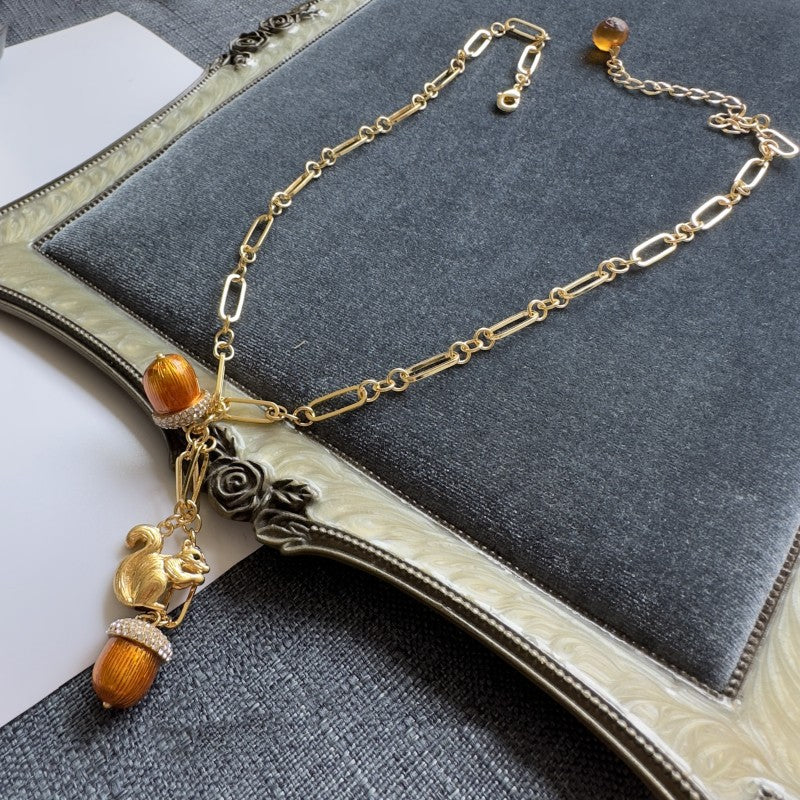 Collier Sautoir Écureuil Pomme de Pin Rétro | Boutique84