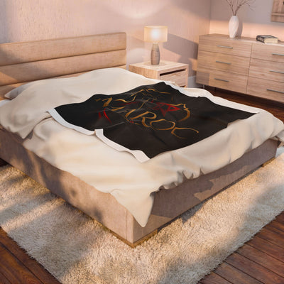 Morocco 'Maroc' Velveteen Plush Blanket – Elegant Moroccan Silhouette & Star Design