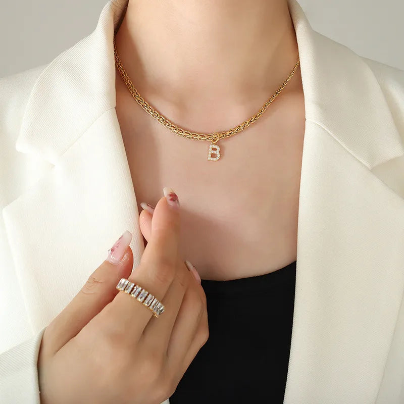 Collier Initiale Lettre Zircon Plaqué Or 18K (A-H) | Boutique84