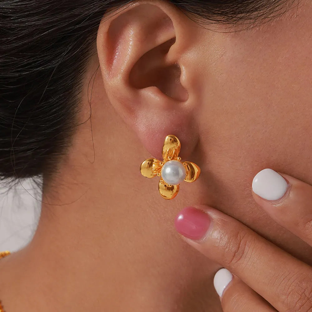 Boucles d'Oreilles Fleur Perle Acier Titane | Boutique84