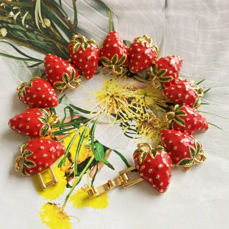 Sweet enamel glaze Chinese red strawberry fruit bracelet buckle bracelet