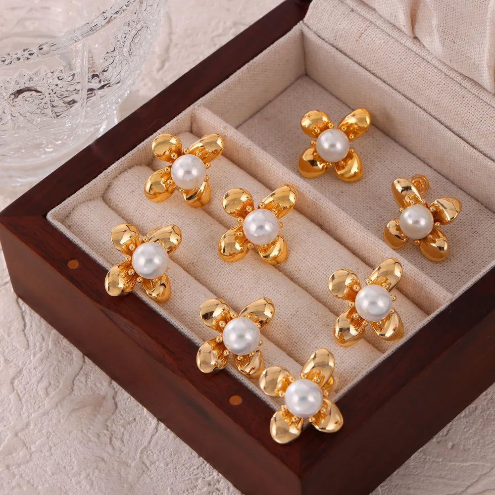 Boucles d'Oreilles Fleur Perle Acier Titane | Boutique84