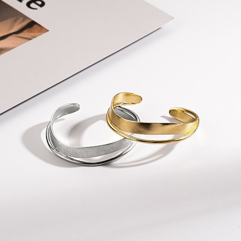 Möbius strip bracelet, women's bracelet, high-end fashion and personalized hand jewelry