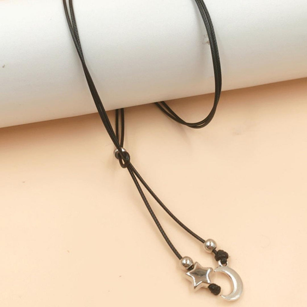 Adjustable foot accessory with leather rope