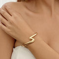 Small niche luxury high-end curved Z-shaped bracelet Bracelet irregular bracelet