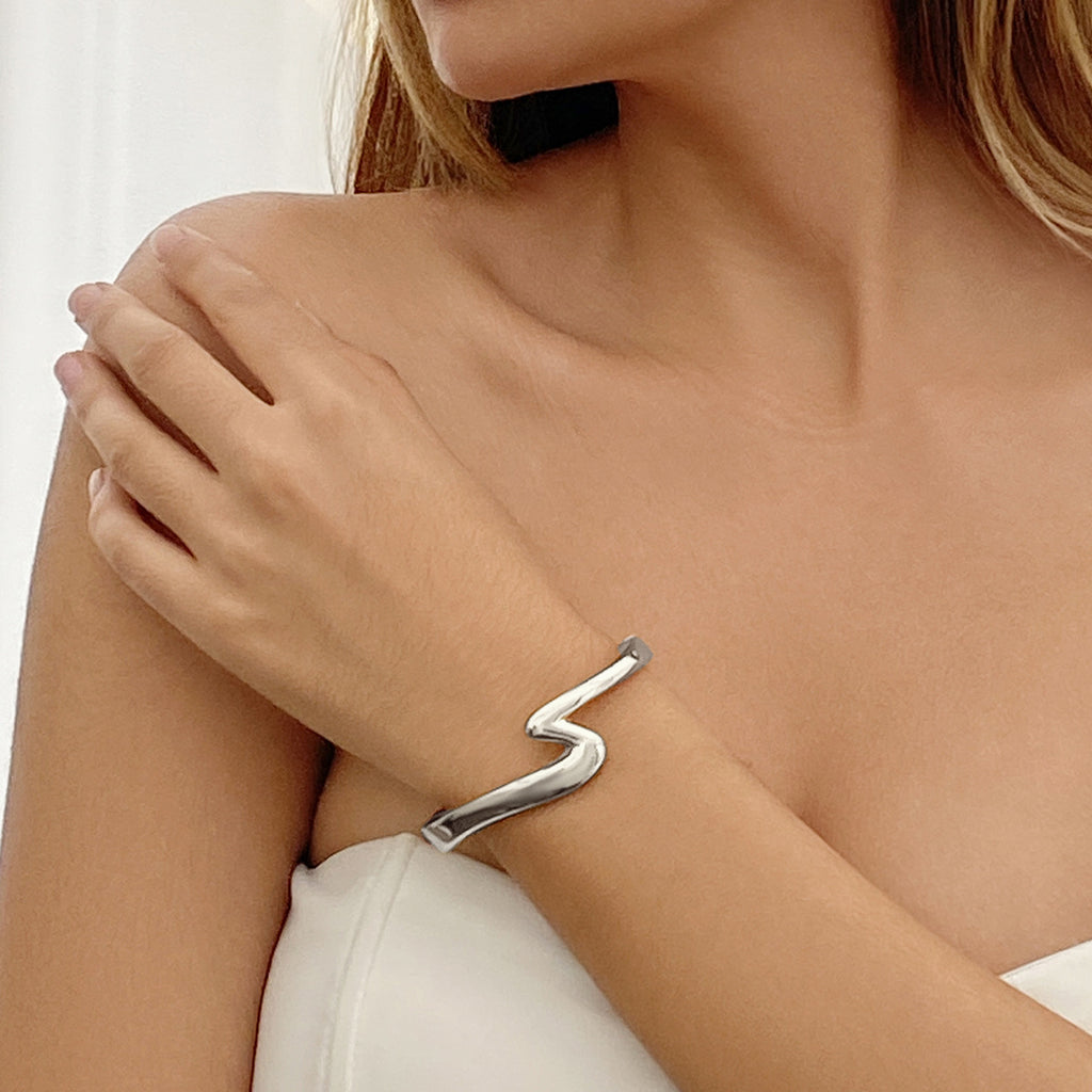Small niche luxury high-end curved Z-shaped bracelet Bracelet irregular bracelet